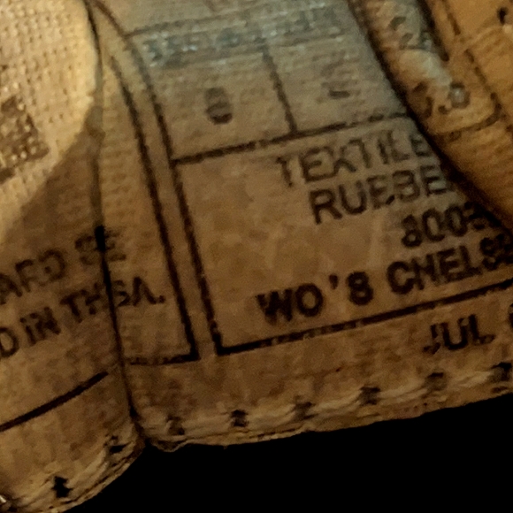 DC black and white plaid tennis shoe 8 - Picture 4 of 4